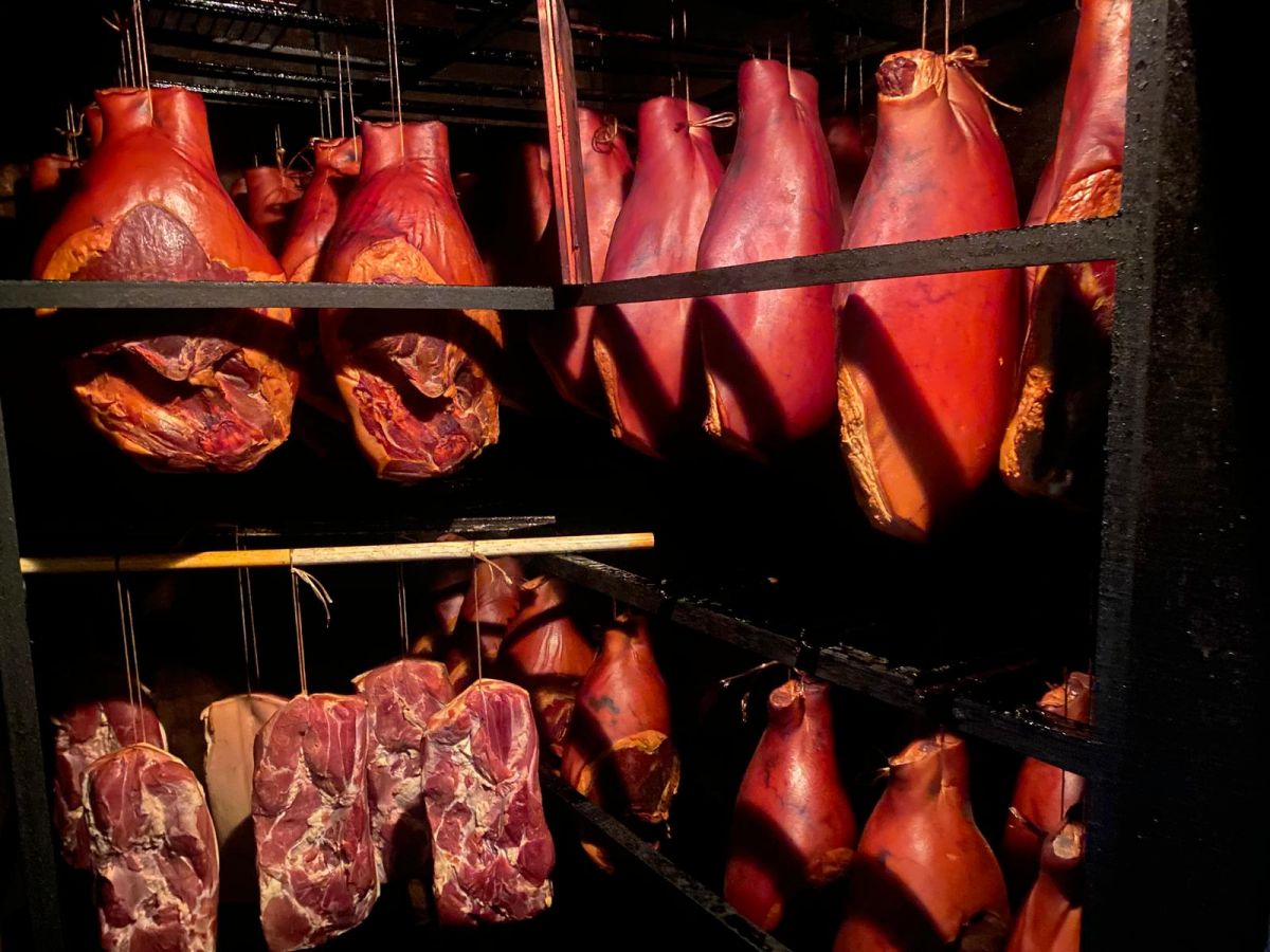 Selbst geräucherter Schinken